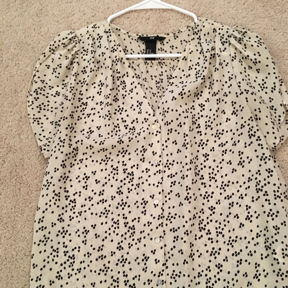 H&M Tops - H&M polka dot blouse!